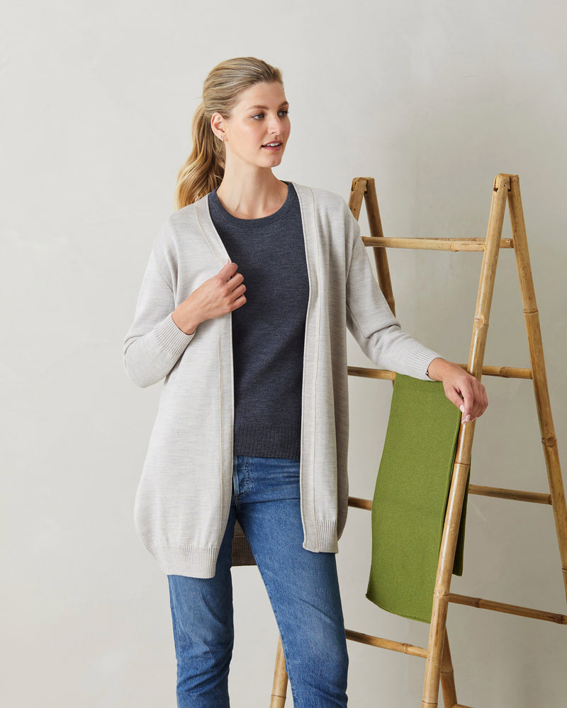 lady in merino long coat black