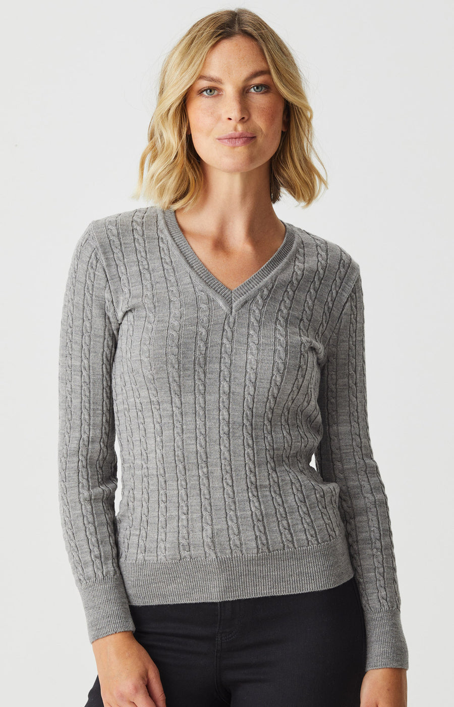 Merino Classic Cable Vee
